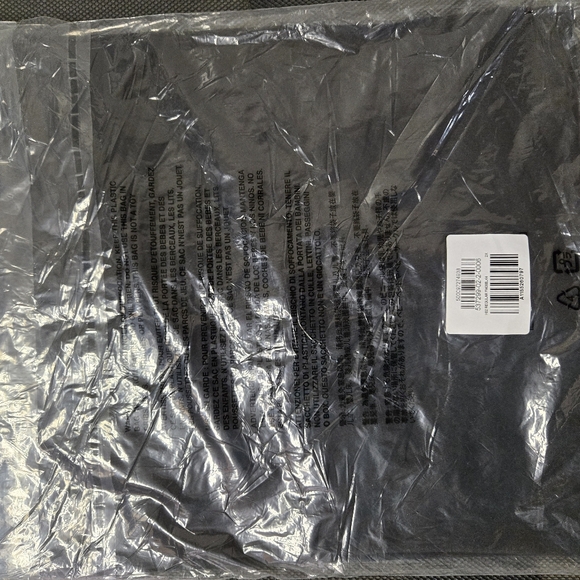 Yzy UNRELEASED GAP X Shirts XXL - Picture 2 of 3